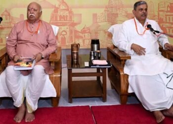 जनसंख्या विस्फोट पर बोले RSS: अब बिना नीति नहीं चलेगा देश, सरकार से की बड़ी मांग