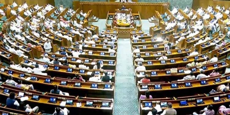 गांधी परिवार पर FIR, बंगाल में SIR… शीतकालीन सत्र में गरमाएगा सियासी माहौल