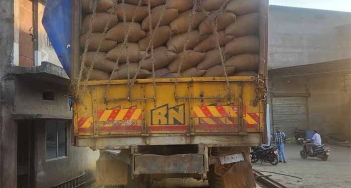 राज्य में अवैध परिवहन किए जा रहे 19 हजार 320 क्विंटल धान जब्त