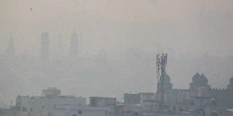 मध्य प्रदेश में कोल्ड वेव की चेतावनी, 5°C से नीचे जाएगा पारा; 9 जिलों में बदली स्कूल टाइमिंग