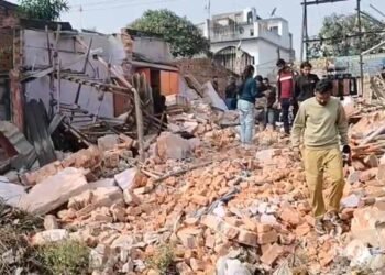 करण साव के अवैध कब्जे पर निगम का बुलडोजर एक्शन, भारी पुलिस फोर्स तैनात