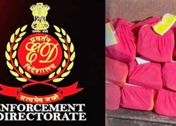 शराब घोटाला केस में बड़ा खुलासा: ED की अंतिम चार्जशीट में पूर्व डिप्टी कमिश्नर आशीष श्रीवास्तव नामजद, 31 अधिकारियों के खाते सीज