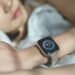 सोते समय स्मार्टवॉच पहनना: फायदे या नुकसान? जानें असलियत