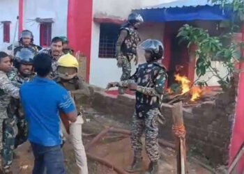 आमाबेड़ा के बड़े तेवड़ा में कफन-दफन विवाद खत्म, सरपंच ने सामने रखा पूरा घटनाक्रम