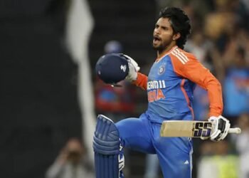 दूसरे टी20 में टीम इंडिया का संघर्ष, तिलक वर्मा छोड़ बाकी बल्लेबाज नाकाम, साउथ अफ्रीका की जीत में डिकॉक-बार्टमैन का अहम योगदान”