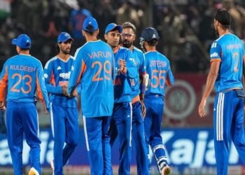 वरुण की मिस्ट्री, गेंदबाजों की केमेस्ट्री और अभिषेक का मैजिक, भारत ने अफ्रीका को 7 विकेट से रौंदा