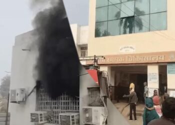 रीवा के संजय गांधी अस्पताल में आग, नवजात की जलकर मौत, 11 घंटे तक घटना छुपाई, अधीक्षक बोले- बच्चा मृत पैदा हुआ था