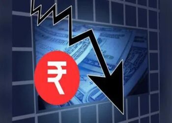 रुपया डॉलर के मुकाबले हुआ कमजोर, 15 दिसंबर को 90.58 का रिकॉर्ड निचला स्तर