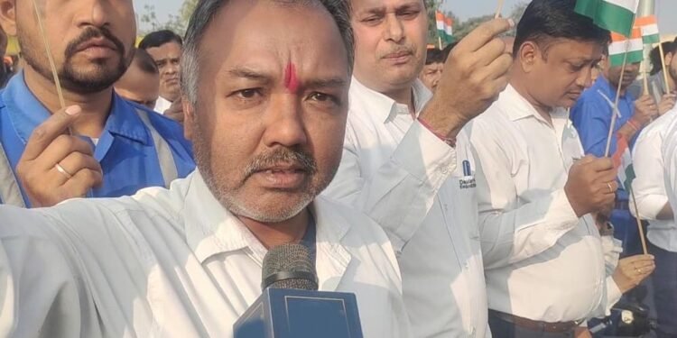 भोपाल के पास मंडीदीप में हाई टेंशन लाइन को लेकर विरोध, नहार स्पिनिंग मिल्स के खिलाफ शांतिपूर्ण प्रदर्शन