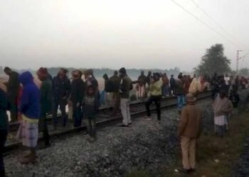 राजधानी एक्सप्रेस हादसा: 8 हाथियों की मौत, 5 डिब्बे पटरी से उतरे