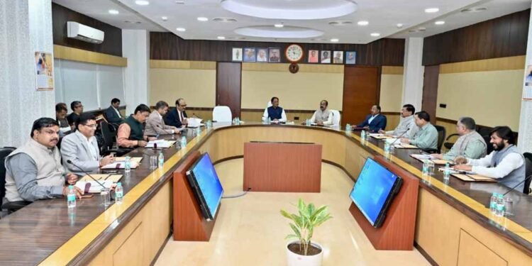 मुख्यमंत्री साय की अध्यक्षता में कैबिनेट बैठक शुरू, कई अहम फैसलों की उम्मीद