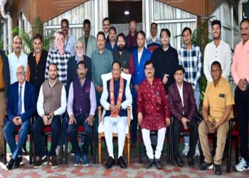 रायपुर : पत्रकारों की लेखनी केवल सूचना का माध्यम ही नहीं, पर्यटन को प्रोत्साहन देने का एक सशक्त साधन भी – मुख्यमंत्री विष्णुदेव साय