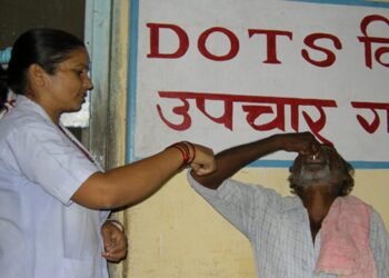 टीबी नियंत्रण में बड़ा झटका: 76 हजार मरीज मिले, 2025 का लक्ष्य अधर में; इंदौर में 1,833 मौतों से सिस्टम चिंतित