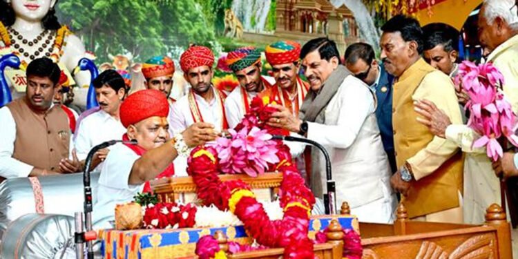 भागवत कथा और सत्संग से समाज में सदाचार, नैतिकता और समरसता की भावना होती है मजबूत: मुख्यमंत्री डॉ. यादव