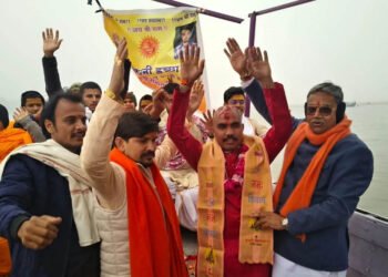 सागर के इंजीनियर असद खान बने अथर्व त्यागी, काशी में अपनाया सनातन धर्म, बोले- ‘मैं बजरंग बली का भक्त’