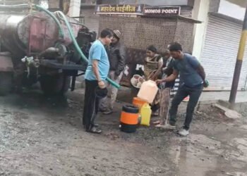 इंदौर में दूषित पानी से 8 मौतें, प्रशासन ने किया कड़ा एक्शन, सर्वे में 1200 से ज्यादा बीमार पाए गए