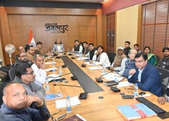 उद्योगों की वर्तमान जरूरतों के अनुसार आईटीआई में शुरू किये जायें नये ट्रेड