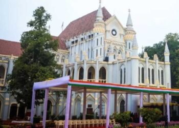 पुलिस सुरक्षा में पत्नी को भेजा पति के घर, मायके वालों की ‘कैद’ में थी महिला, हाईकोर्ट ने लिया एक्शन