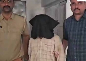 गुजरात में 6 साल की बच्ची से रेप कर प्राइवेट पार्ट में डाल दिया रॉड, दरिंदा राम सिंह 3 बच्चों का बाप