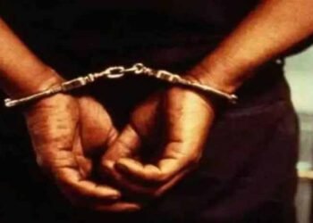 IND vs SA मैच टिकट ब्लैक करते दो युवक गिरफ्तार, पुलिस बनी ग्राहक