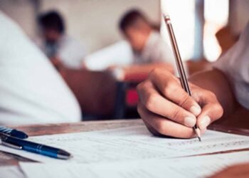 उत्तर बस्तर कांकेर : महापरीक्षा अभियान अंतर्गत कांकेर जिला में 9765 नवसाक्षरों ने दी परीक्षा