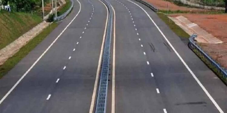 जबलपुर–दमोह फोरलेन को मिली रफ्तार, 100 किमी सड़क 150 फीट चौड़ी करने की तैयारी पूरी