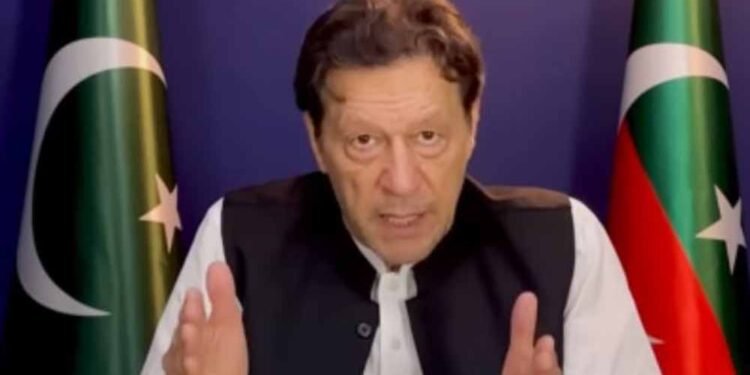 दबाव हुआ कारगर: पाकिस्तान सरकार ने उज्मा को दी जेल में बंद इमरान खान से मिलने की अनुमति