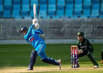 U19 Asia Cup: पाकिस्तान का दबदबा बरकरार, विहान के आउट होते ही भारत को तीसरा झटका