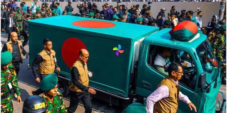 खालिदा जिया को अंतिम विदाई, पति की कब्र के पास सुपुर्द-ए-खाक