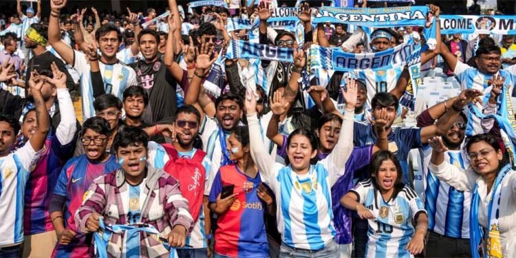 मेस्सी मैच की टिकटों पर बवाल! आसमान छूती कीमतों पर राज्यपाल बोस सख्त, रिपोर्ट तलब