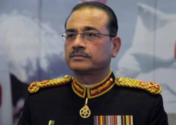 पाक आर्मी चीफ मुनीर ने किससे रचाई बेटी की शादी? दामाद को लेकर भारत तक मची चर्चा