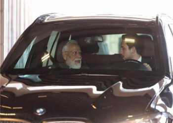 भारत–जॉर्डन दोस्ती का खास पल: युवराज अल हुसैन ने खुद ड्राइव कर पीएम मोदी को म्यूज़ियम तक पहुंचाया, वीडियो वायरल