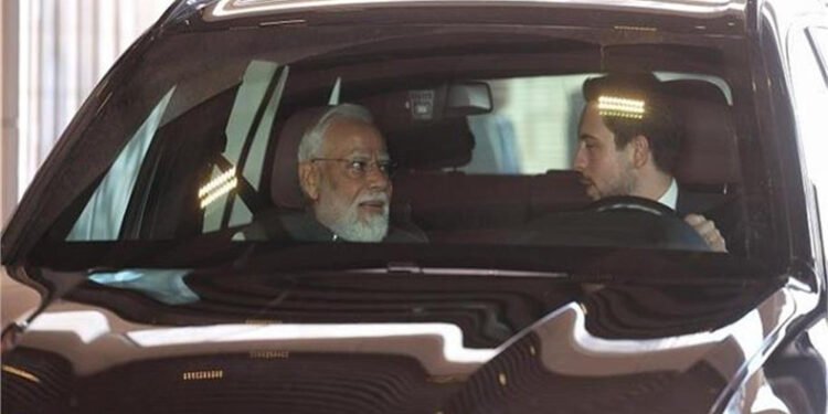 भारत–जॉर्डन दोस्ती का खास पल: युवराज अल हुसैन ने खुद ड्राइव कर पीएम मोदी को म्यूज़ियम तक पहुंचाया, वीडियो वायरल