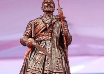 महाराष्ट्र सदन में हंगामा: शिवाजी महाराज के इतिहास को 68 शब्दों में समेटने पर भड़के विधायक