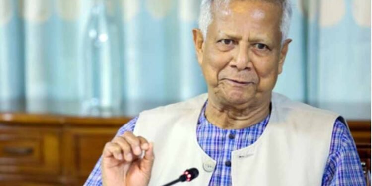 बांग्लादेश में अशांति और अल्पसंख्यकों पर हमलों के बीच छवि सुधार की कोशिश में यूनुस