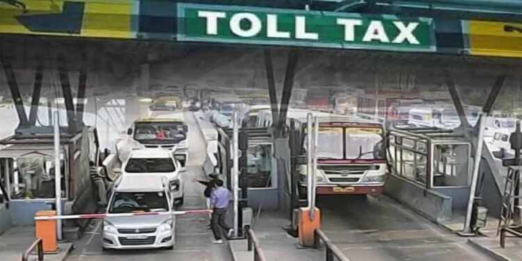 1 अप्रैल से लागू होगा नया सिस्टम, टोल प्लाजा पर नहीं लगेगा जाम