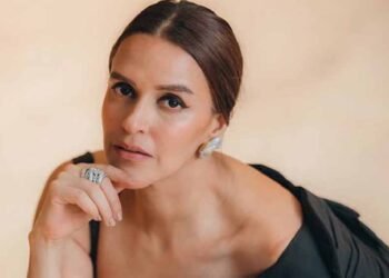 21 दिन की एंटी-इंफ्लेमेटरी चैलेंज के बाद नेहा धूपिया ने बताया ब्लोटिंग से छुटकारा पाने का देसी तरीका