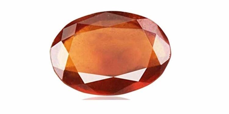 मन, डर, लालच और भ्रम का खेल: आखिर कौन धारण कर सकता है राहु से जुड़ा गोमेद रत्न?