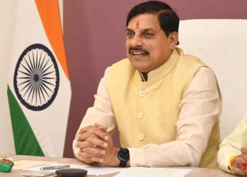 मध्य प्रदेश में अधिकारियों के प्रमोशन की बाढ़, मोहन यादव सरकार ने दिया न्यू ईयर गिफ्ट