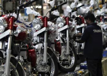 2025 में दोपहिया वाहनों की बिक्री 2 करोड़ यूनिट पार, GST 2.0 का दिखा असर