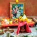 घर पर मां सरस्वती की पूजा कैसे करें? सामग्री, शुभ मुहूर्त और नियमों की पूरी जानकारी