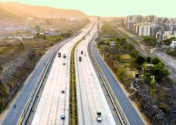 स्वीडन-जर्मनी मॉडल पर बनेंगे ई-हाइवे, ग्रीन और इलेक्ट्रिक नेशनल एक्सप्रेस-वे पर सरकार का फोकस