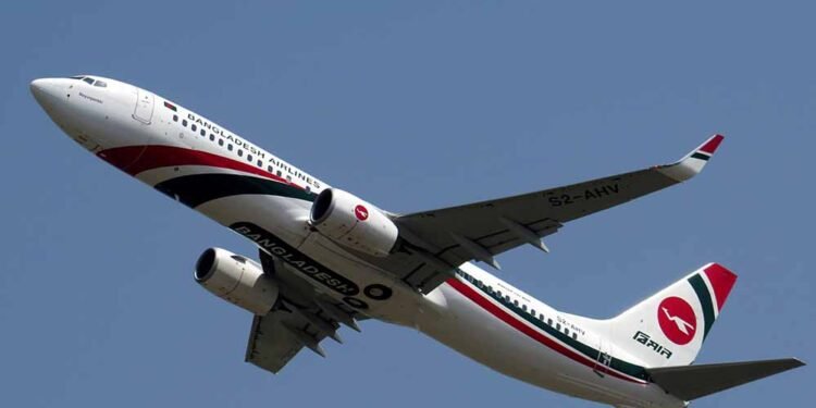 14 साल बाद पाक-बांग्लादेश कनेक्शन शुरू, कराची में उतरी पहली फ्लाइट—क्या भारत के ऊपर से हुई उड़ान?