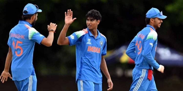 U-19 वर्ल्ड कप सेमीफाइनल में नया ट्विस्ट, इंग्लैंड बिगाड़ सकता है भारत-पाक मुकाबला