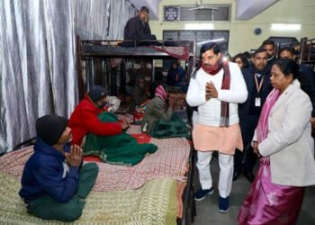 सीएम डॉ. यादव का मानवीय चेहरा: रैन बसेरे का निरीक्षण, जरूरतमंदों को चाय और कंबल वितरण