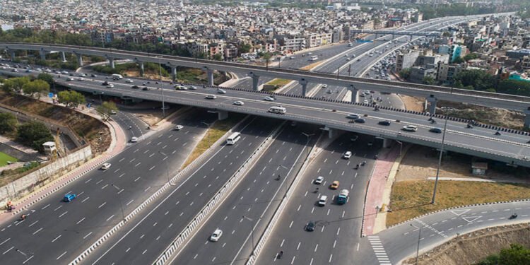 UP-राजस्थान के बीच बनेगी 23,700 करोड़ की एक्सप्रेस-वे सड़के, एमपी सरकार ने अटल प्रोग्रेस वे प्रोजेक्ट को तेज़ करने के दिए निर्देश