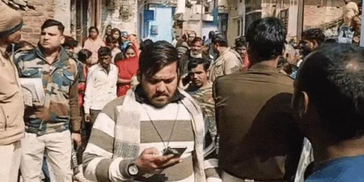 दमोह में 18 माह की बच्ची का शव फांसी के फंदे पर, माता-पिता के साथ मिला, इलाके में सनसनी