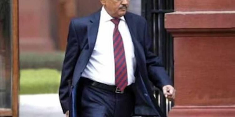 अजीत डोभाल आज भी फोन और इंटरनेट इस्तेमाल नहीं करते, खुद ही खोले कई राज