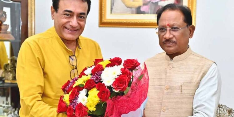 सीएम विष्णुदेव साय से मिले अभिनेता नीतिश भारद्वाज, शिष्टाचार भेंट ने खींचा ध्यान