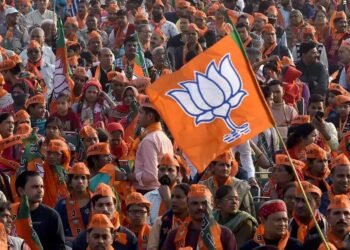 चुनाव आयोग में रिपोर्ट: भाजपा को चंदे के रूप में मिले 6,125 करोड़ रुपये